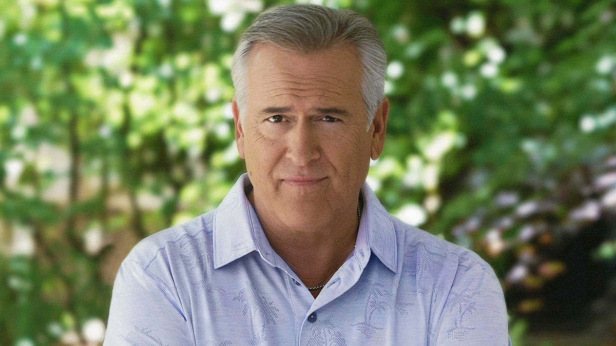 Why Bruce Campbell Left Hollywood? The B-Movie Icon's Defiant Escape from the Studio System