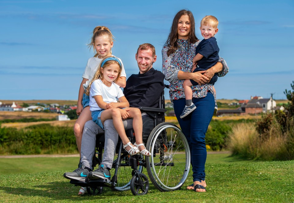 Rob Burrow Family: All About his Wife, Children, and Parents Who Kept His Legacy Alive Rob Burrow Family: All About his Wife, Children, and Parents Who Kept His Legacy Alive