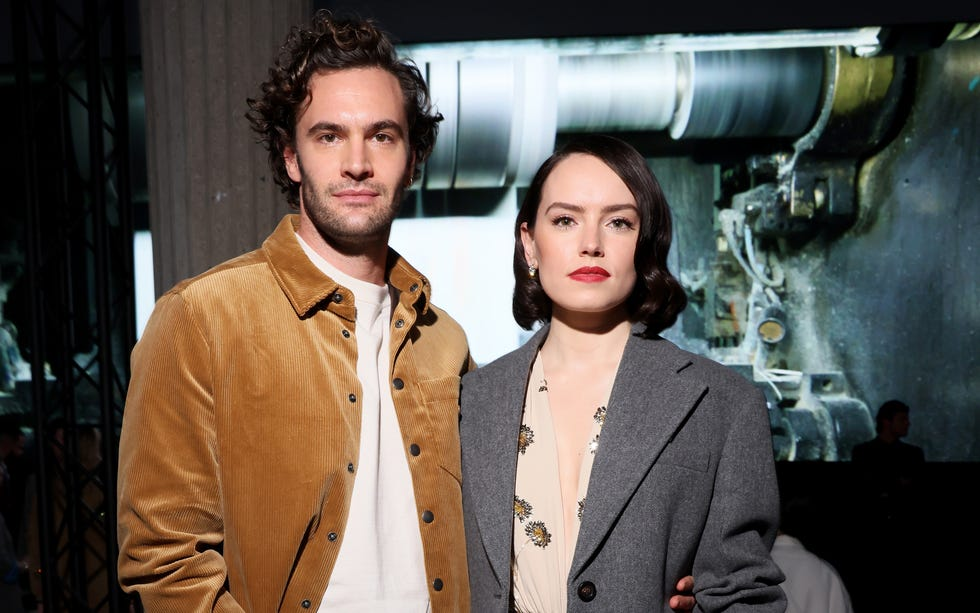 Tom Bateman Wife: All About His Private Marriage to Daisy Ridley